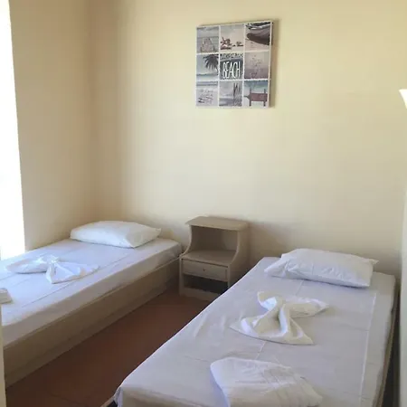 The Draught House Pub-inn Malia