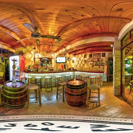 The Draught House Pub-inn Malia